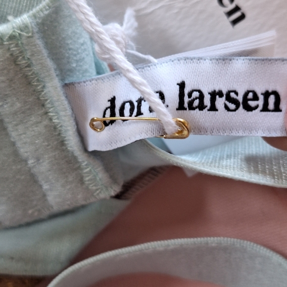 NWT Dora Larsen Celi Half Pad Underwire Bra Adjustable Khaki/Blue Size 34DD - Picture 4 of 7